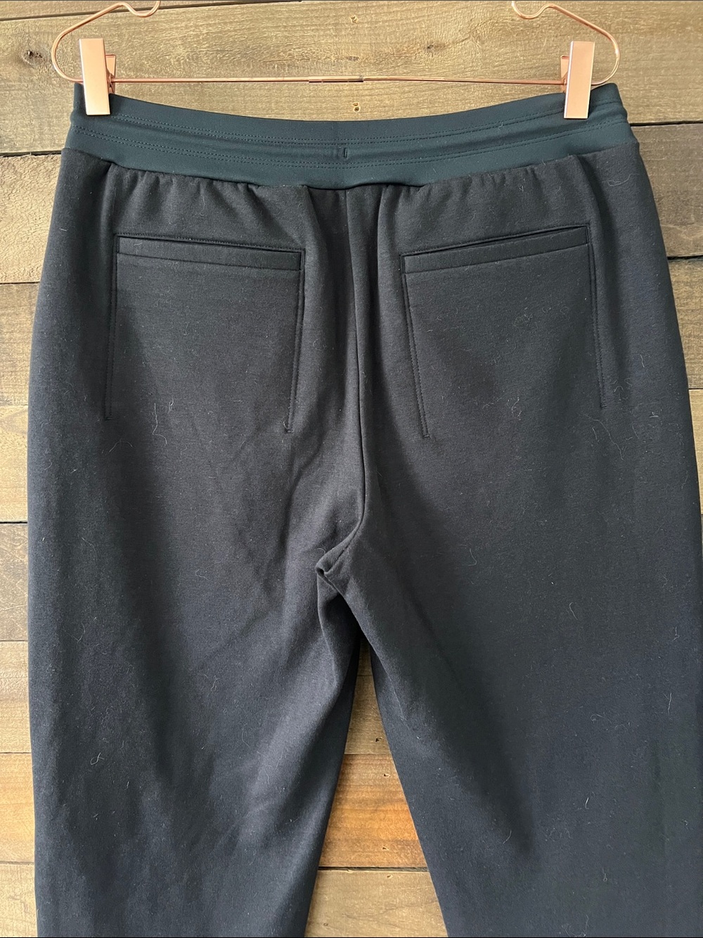 Athleta Women's Solstice Insulated Joggers Pants in Black Size 10 Tall - Picture 7 of 9